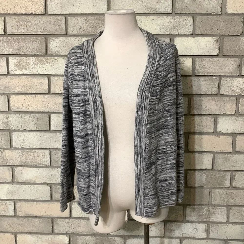 3for$20 cardigan xs has hoops for belt